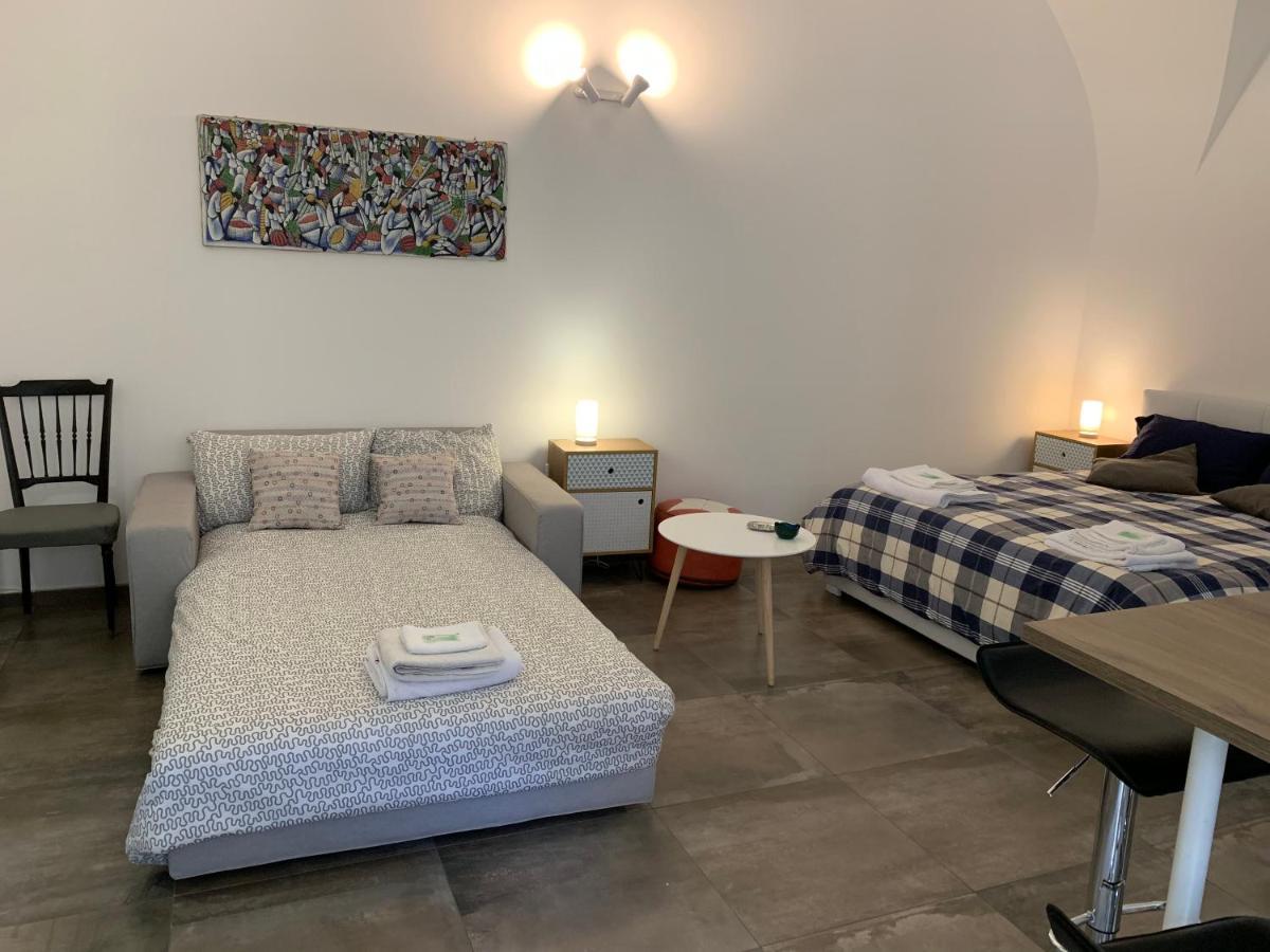 Appartamento Zziny House Aeroporto di Catania Fontana Rossa Esterno foto